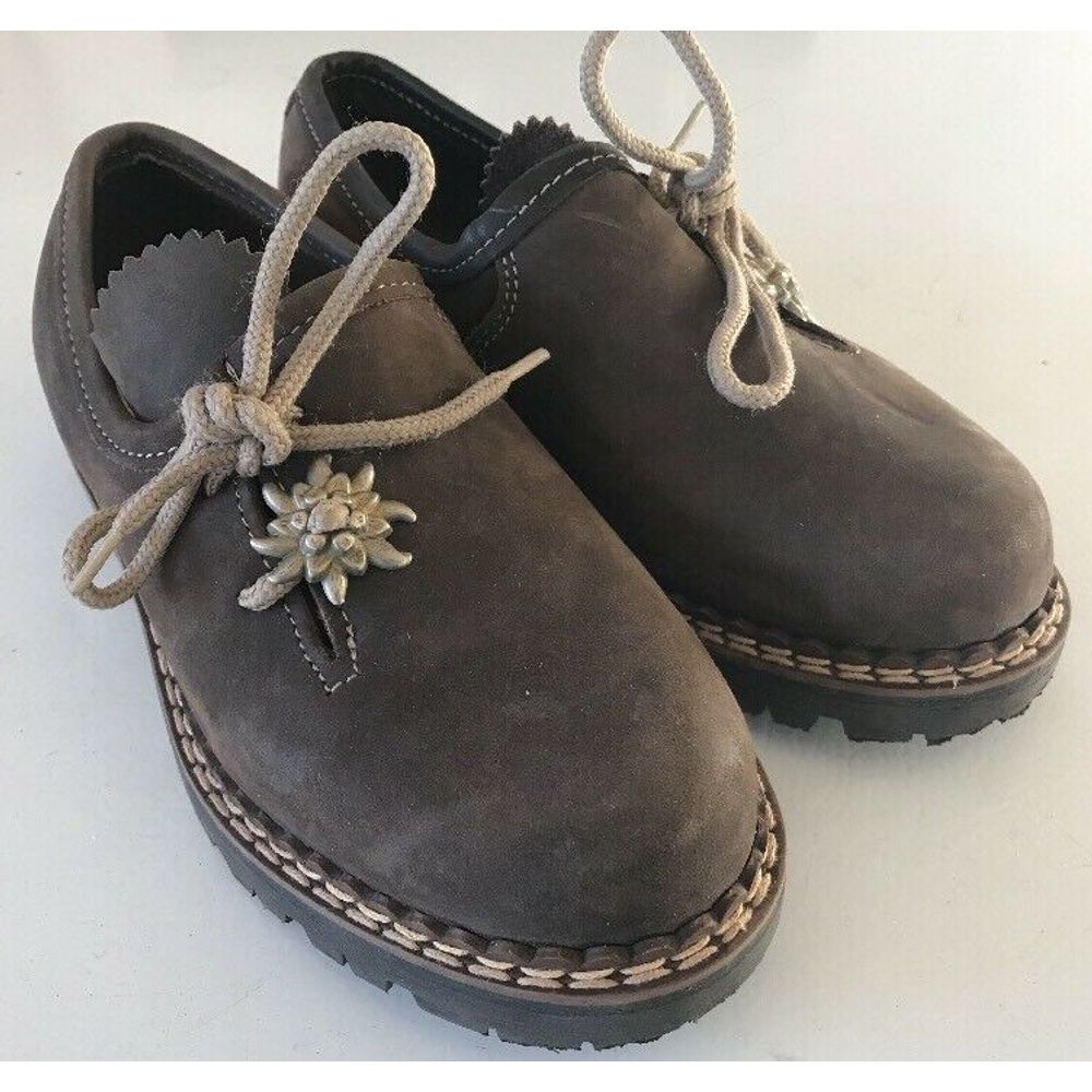 Girls Konigssee Brown Shoes. Size US 2